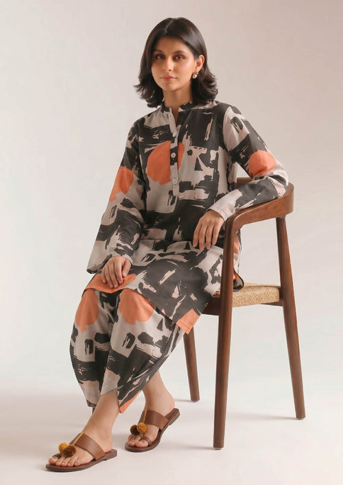 Urban Brushstroke printed lawn co ord set side profile