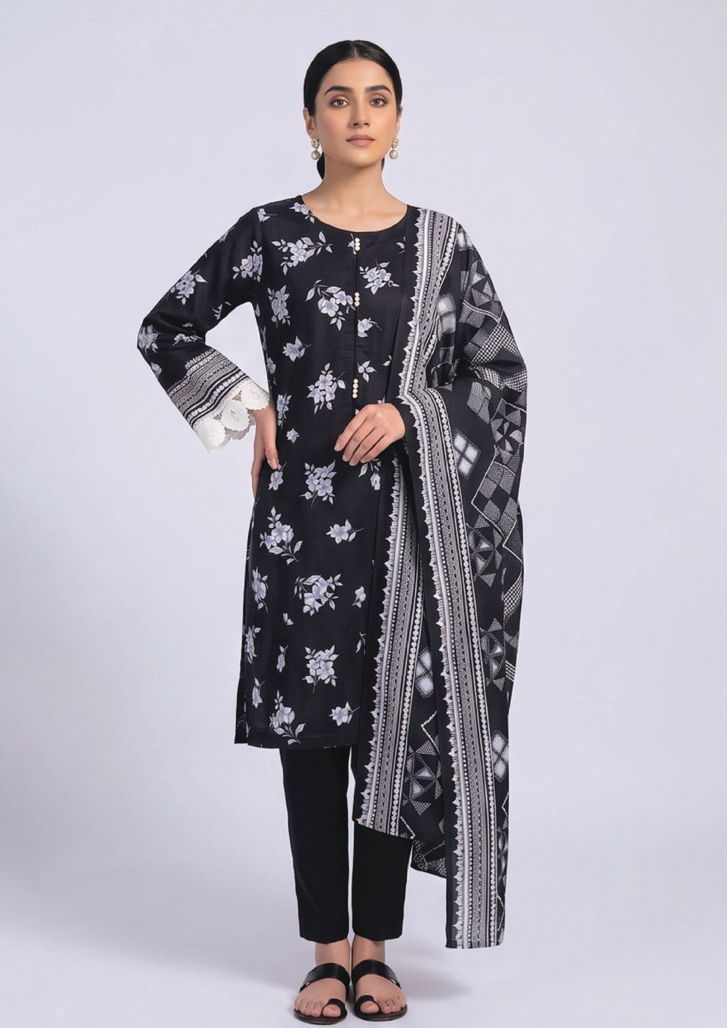 3 Piece Stitched Lawn Suit