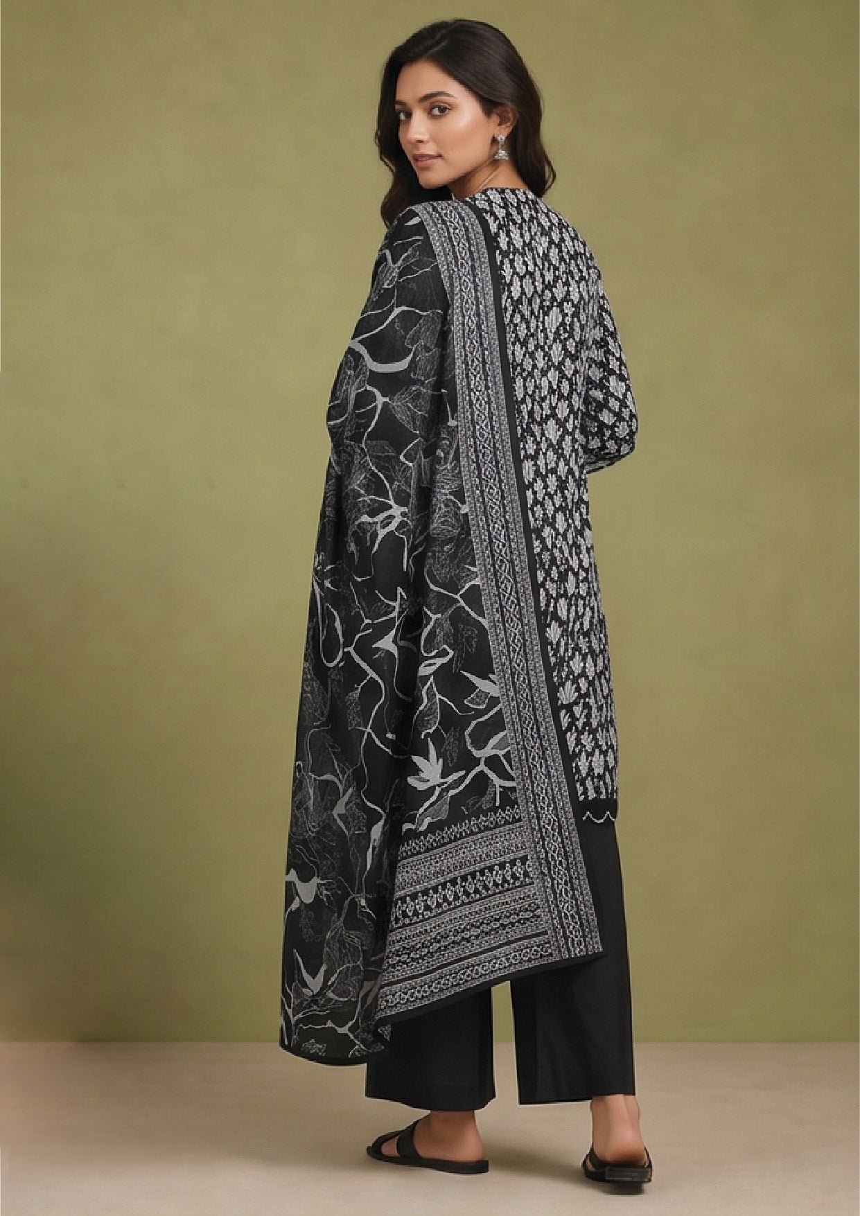 3 Piece Stitched Lawn Suit