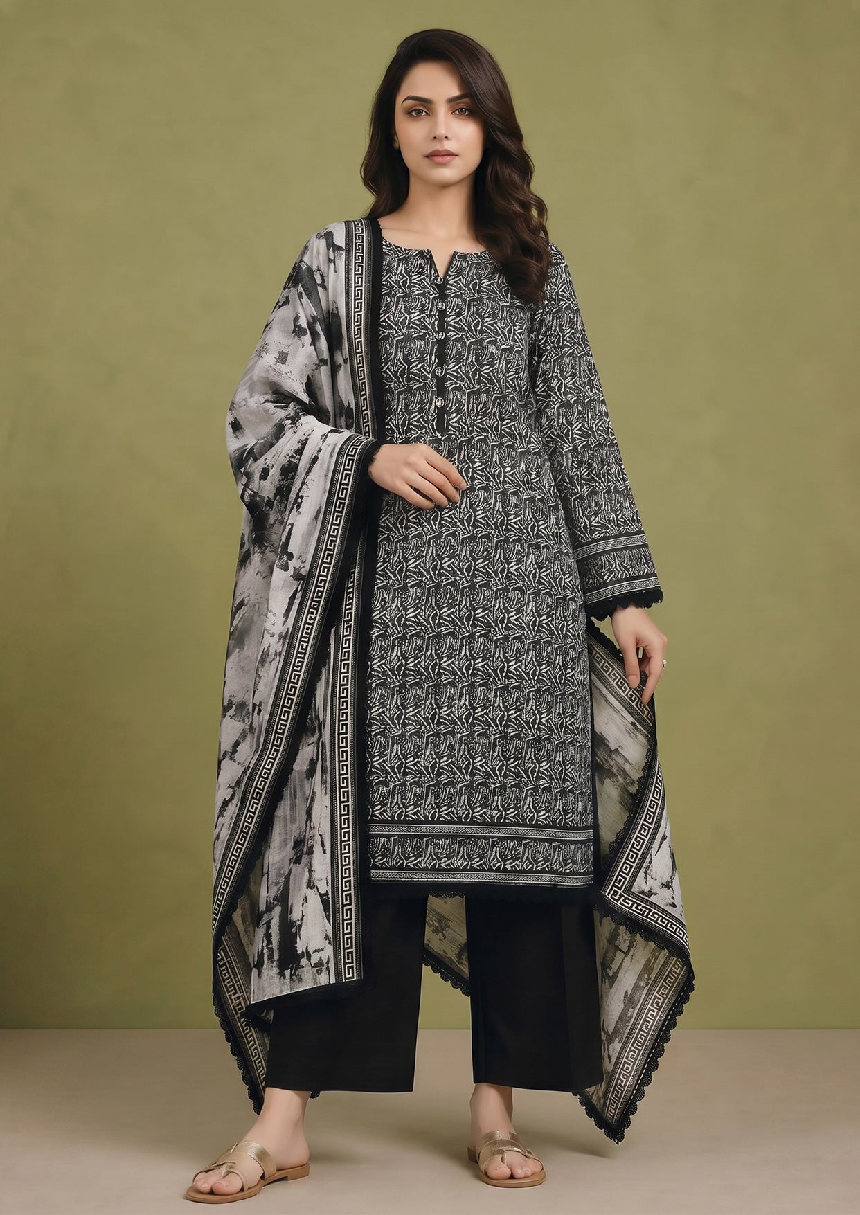 3 Piece Stitched Lawn Suit