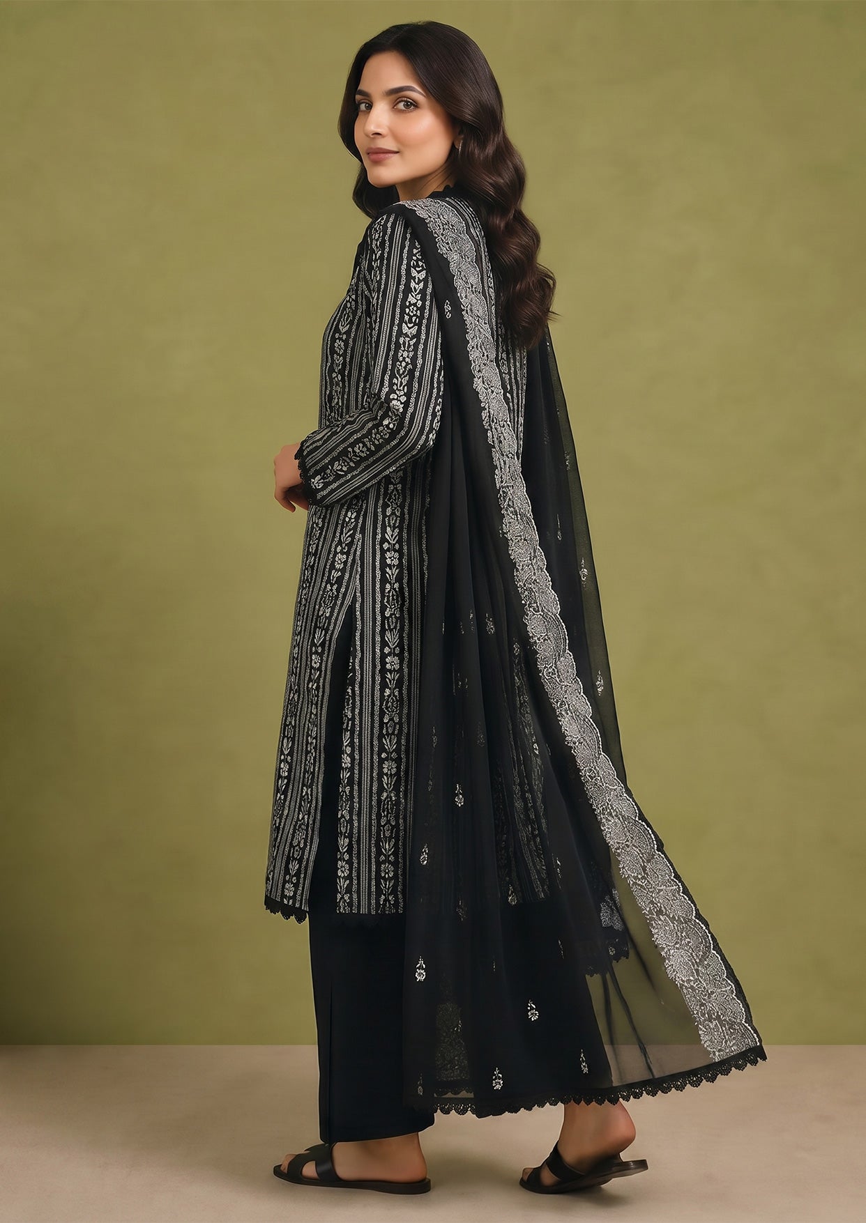 3 Piece Stitched Lawn Suit