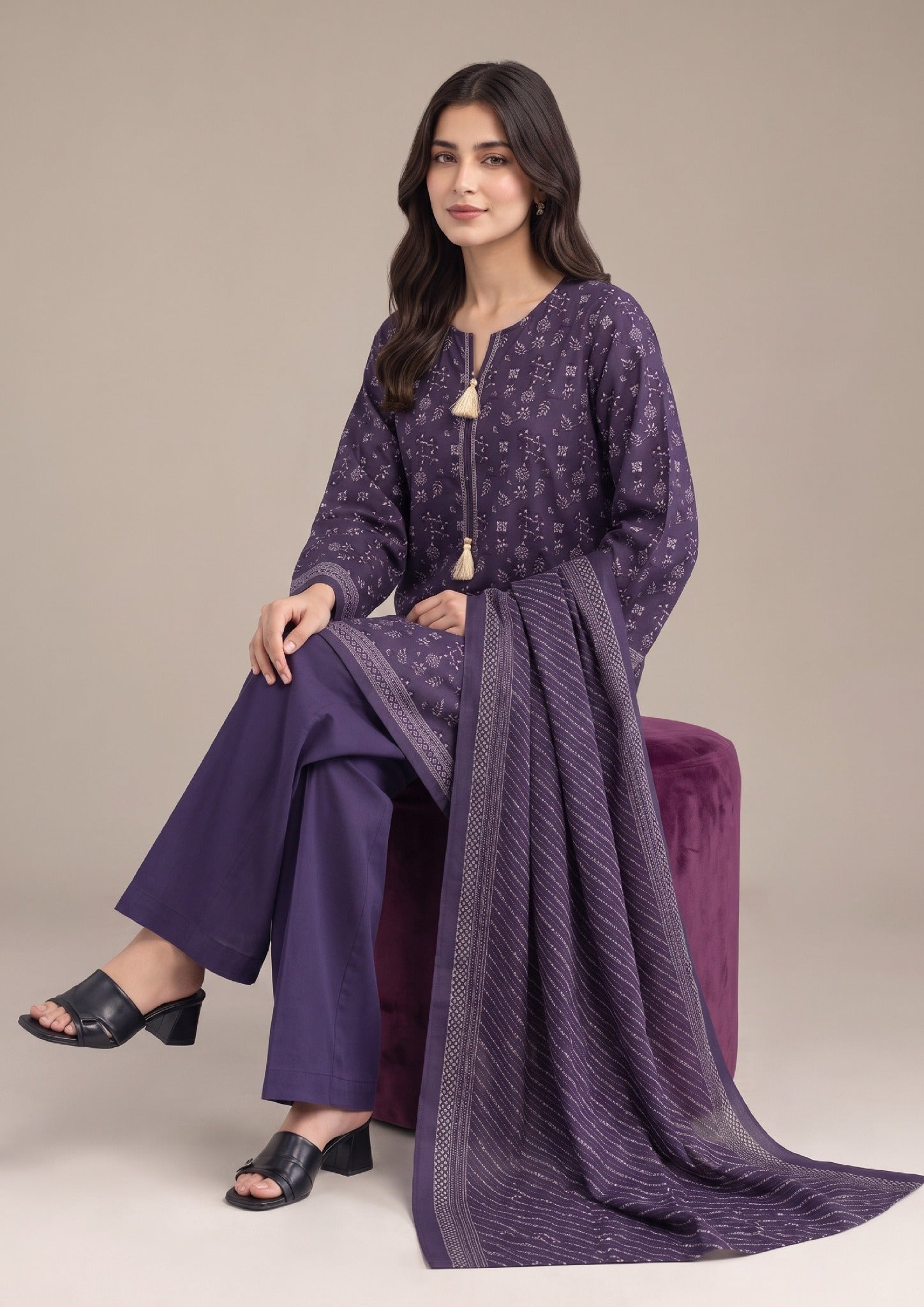 Amethyst Bloom product image 02 showing the 3 Piece Stitched Lawn Suit in Printed Lawn from the fasl-e-rang collection by Mirasl.