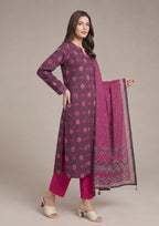 Geometric Ensemble Magenta Printed Lawn Suit with geometric dupatta – Side View