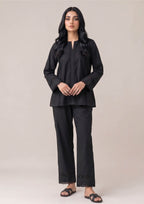 Plain black trouser for women in ready to wear straight fit by Mirasl