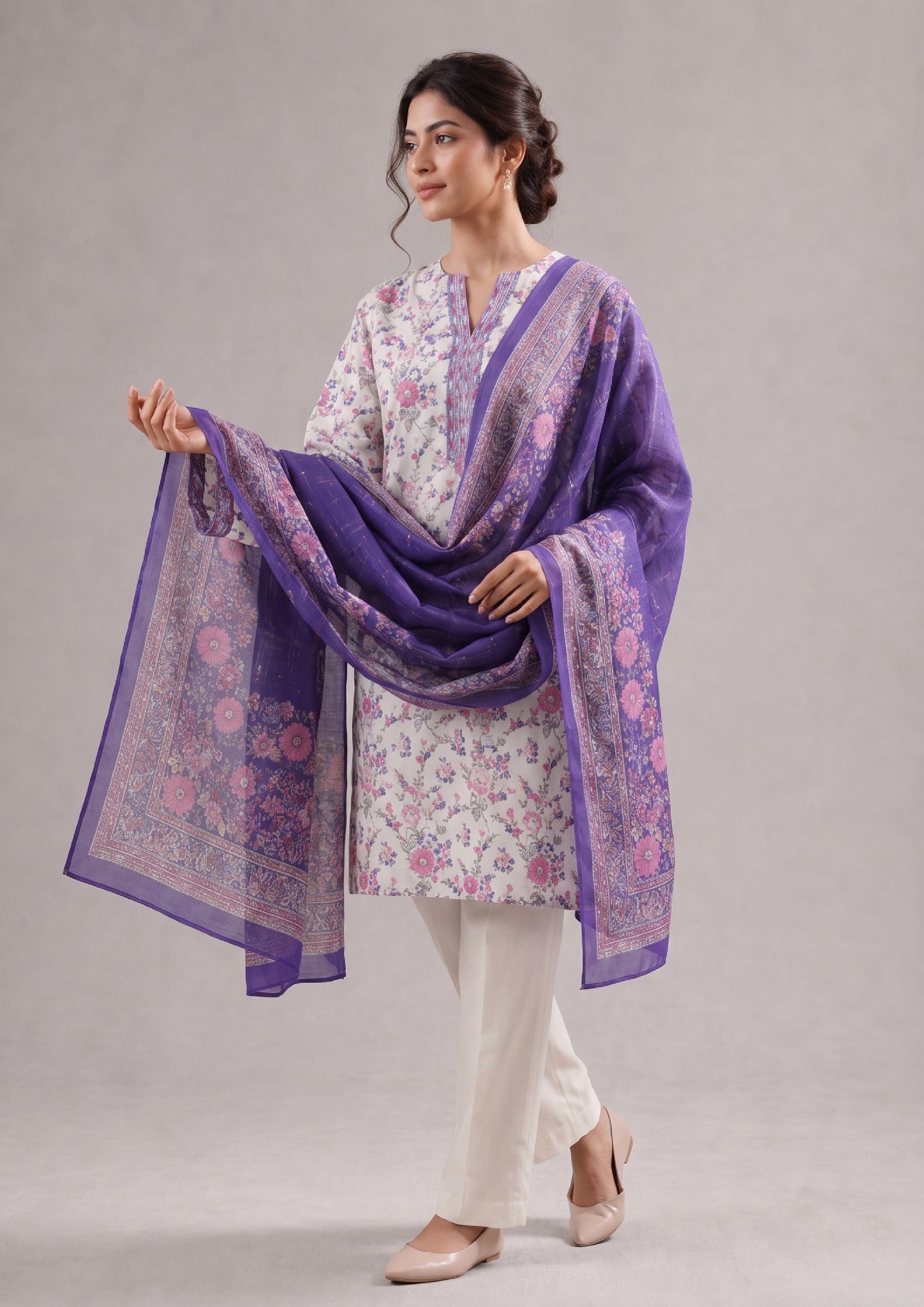 Front view of Springtime women's lawn suit from the fasl-e-rang collection by Mirasl