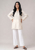 Straight leg white trouser for women in Pakistan by Mirasl for comfortable daily wear